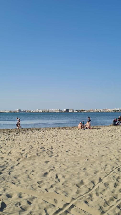 La Cigale De Mer A 100 M De La Plage Et Du Centre Ville Du Grau Du Roi เลอ โกร-ดู-รัว ภายนอก รูปภาพ